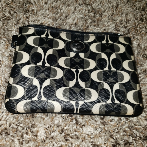 Coach Wristlet - Picture 5 of 5
